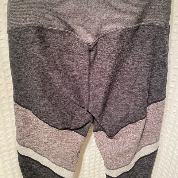 ALO Yoga High-waist Alosoft Sheila Legging L - Picture 4 of 7